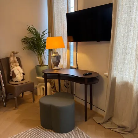 Huyze Elise Free Parking 홈스테이 *